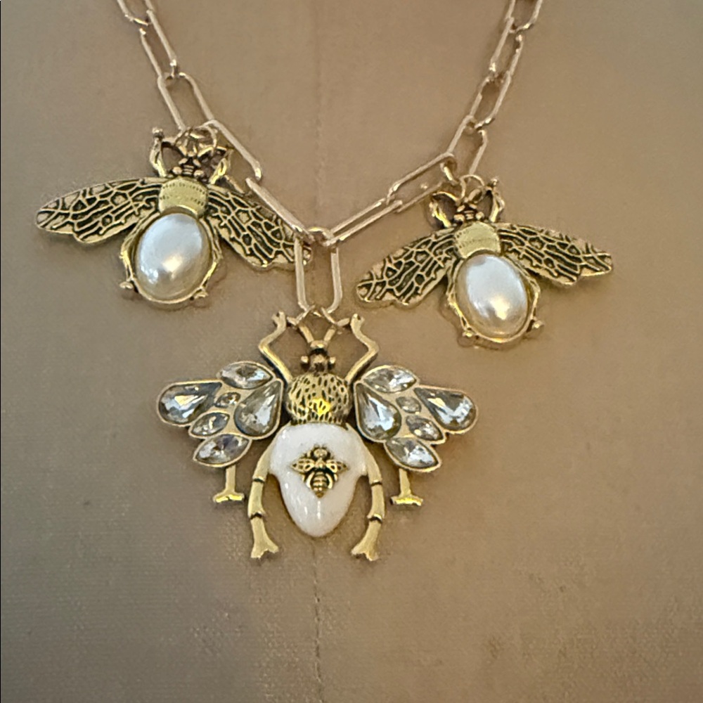 Gold-Tone Bee Pendant Statement Necklace with Pearlescent Accents